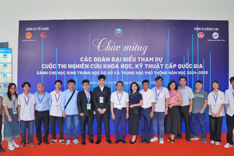 Một số hình ảnh tại Cuộc thi nghiên cứu Khoa học, kỹ thuật cấp Quốc gia dành cho học sinh trung học cơ sở và trung học phổ thông năm học 2024-2025.