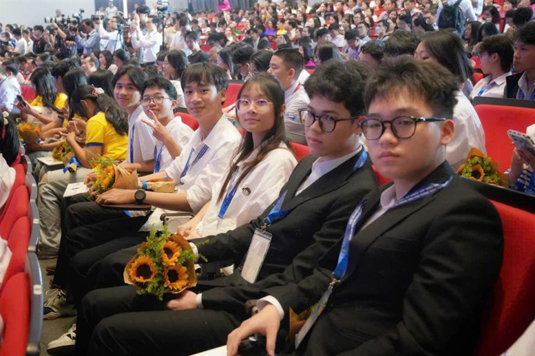 Một số hình ảnh tại Cuộc thi nghiên cứu Khoa học, kỹ thuật cấp Quốc gia dành cho học sinh trung học cơ sở và trung học phổ thông năm học 2024-2025.